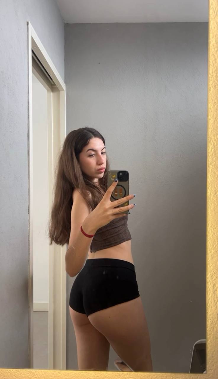 Amber in her underwear in Nantong