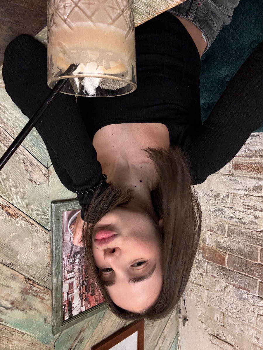 Fresh photos, fresh mood — Tina online in Nantong